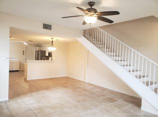 962 Sevilla Cir, Fort Lauderdale, FL 33326