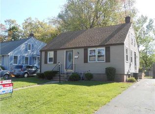 137 Branford St, Manchester, CT 06040