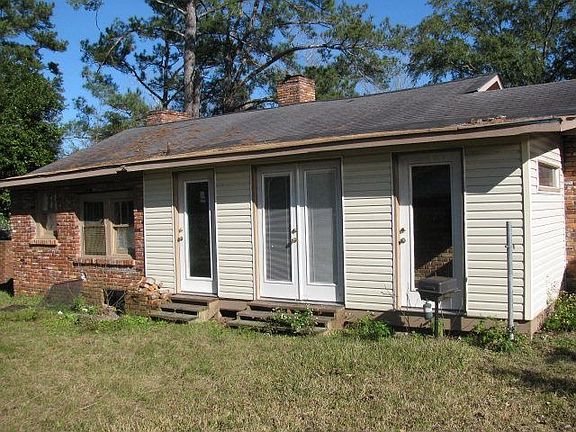 2nd image of 431 Headland Ave