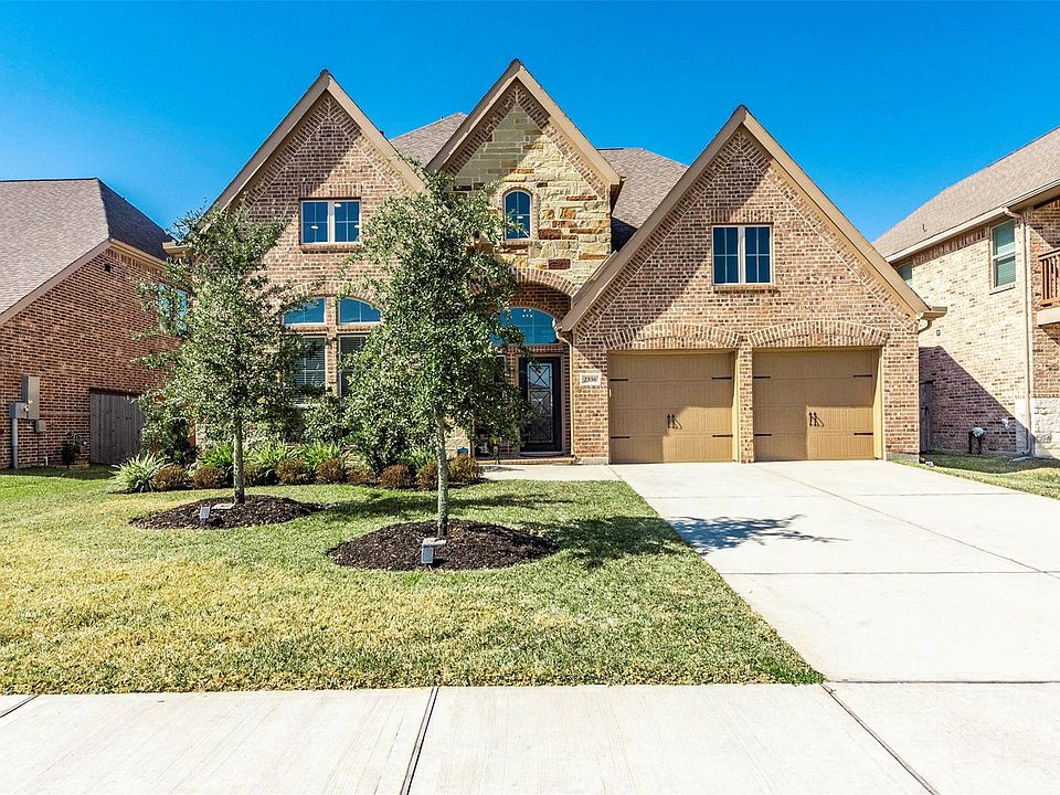 1st image of 2336 Majestic Fairway Ln