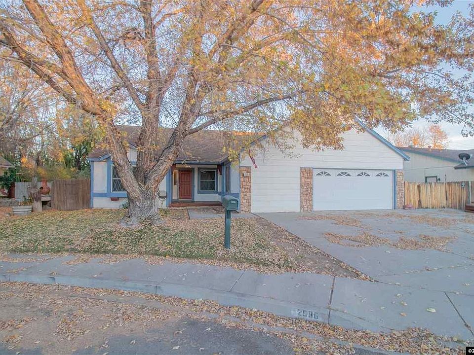 1st image of 2596 Desert Flower Ct