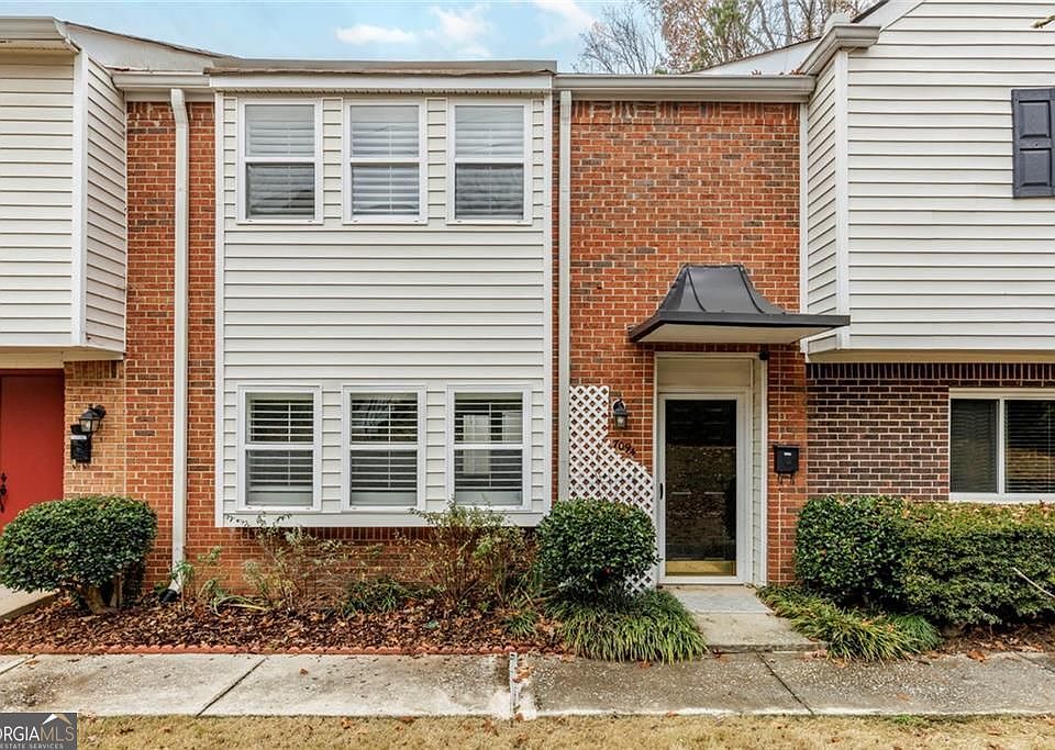 1st image of 7094 Stonington Dr NE