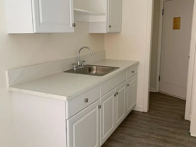 2325 Ocean View Ave — Photo 12