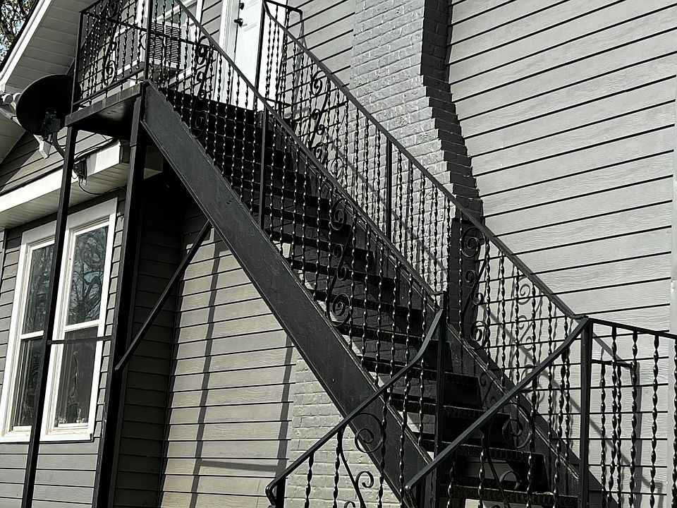 1st image of 301-301B Antioch Pike #1