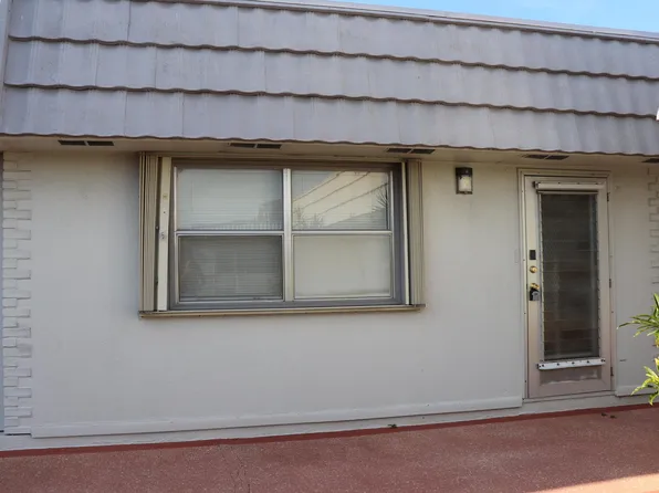 39 Valencia Ter #A, Delray Beach, FL 33446