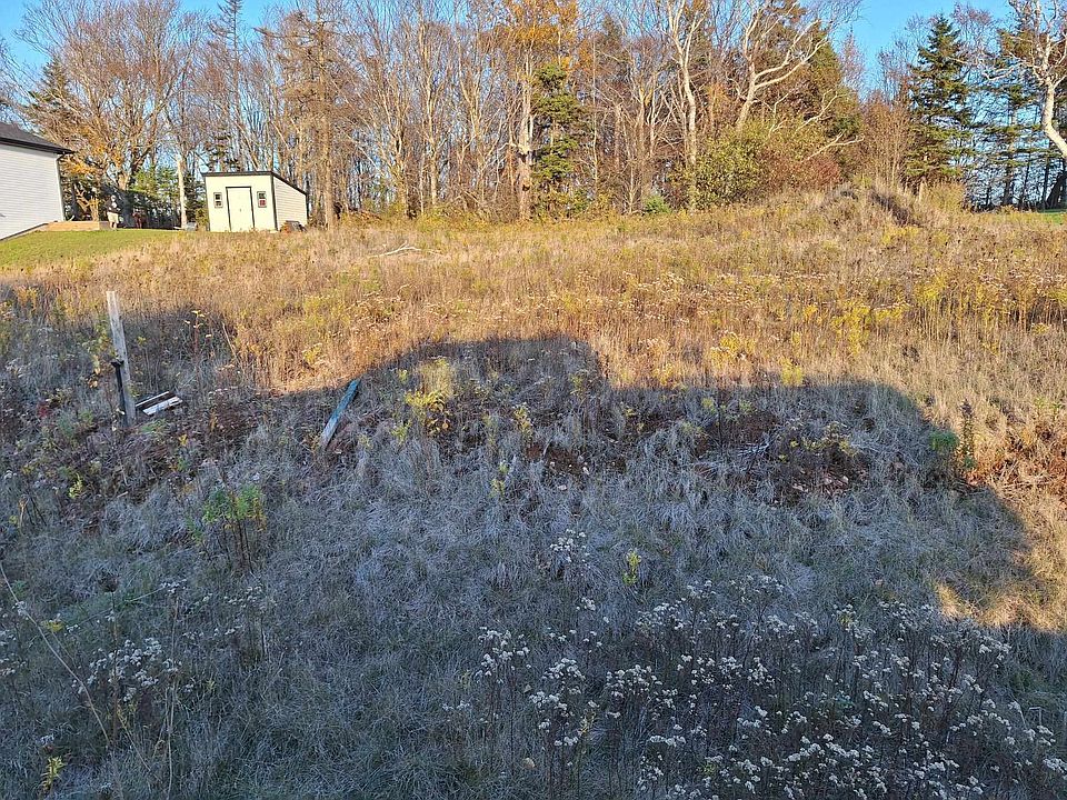 1st image of Water Edge Ln