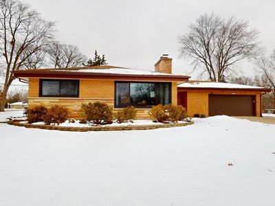 142 W Chicago Ave, Downers Grove, IL, 60515