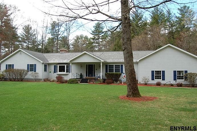1st image of 101 Carroll Ln