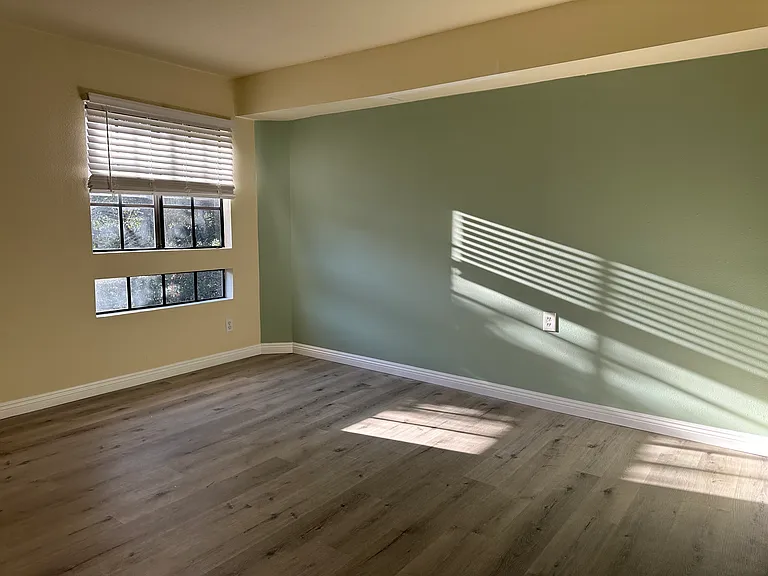 2732 Piedmont Ave #11 — Photo 10