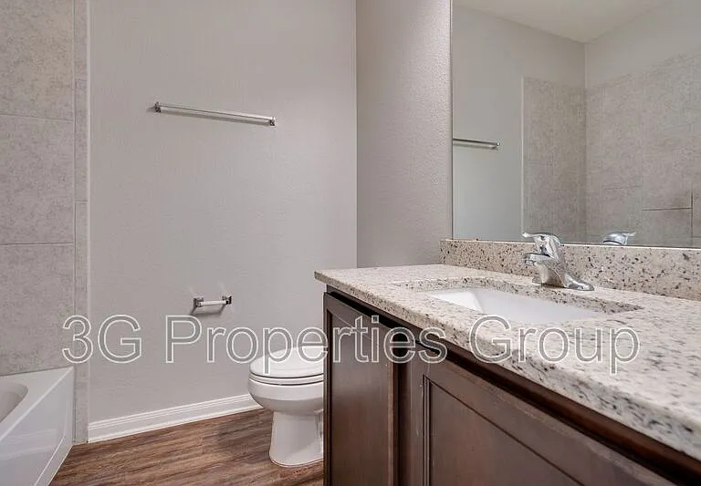 5301 Zara Dr — Photo 5