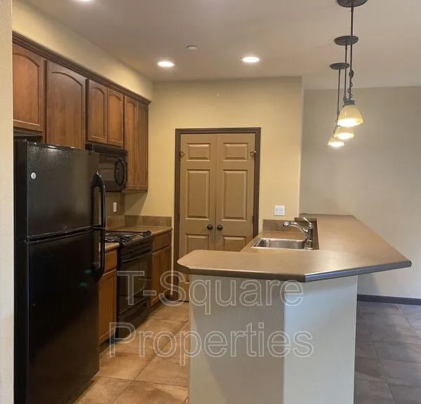 9505 NE 180th St #102 — Photo 3