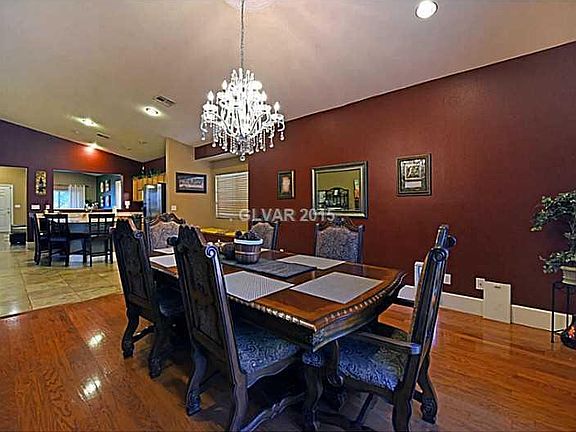 5th image of 11054 Salernes St