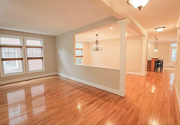 1325 Buckingham Ave — Photo 18