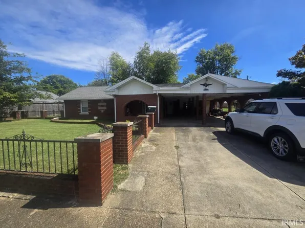 106 S Kenmore Dr, Evansville, IN 47714