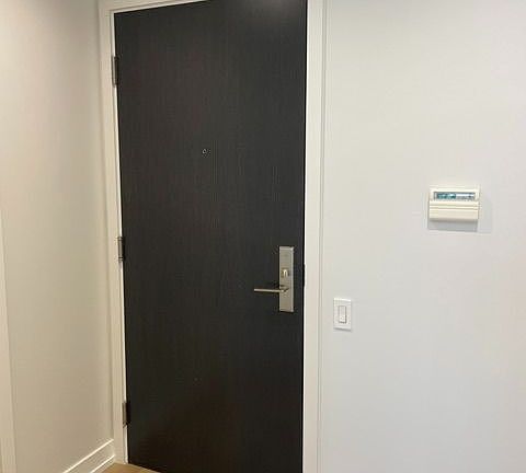 2nd image of 1815 Yonge St #1504