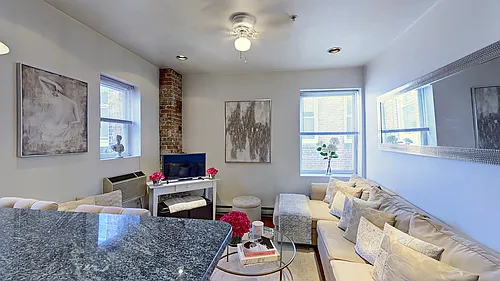 95 Prince St #18 Photo 1