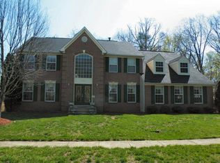 9704 Thorncrest Dr, Fort Washington, MD 20744