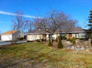 1850 Stephen St, Aurora, IL 60502