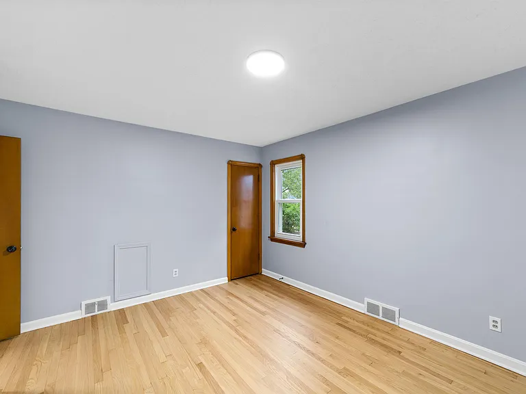 6229 Stanbury Rd — Photo 29