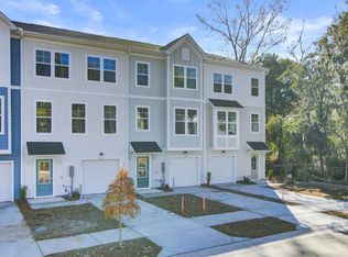 469 Caledon Ct, Johns Island, SC 29455