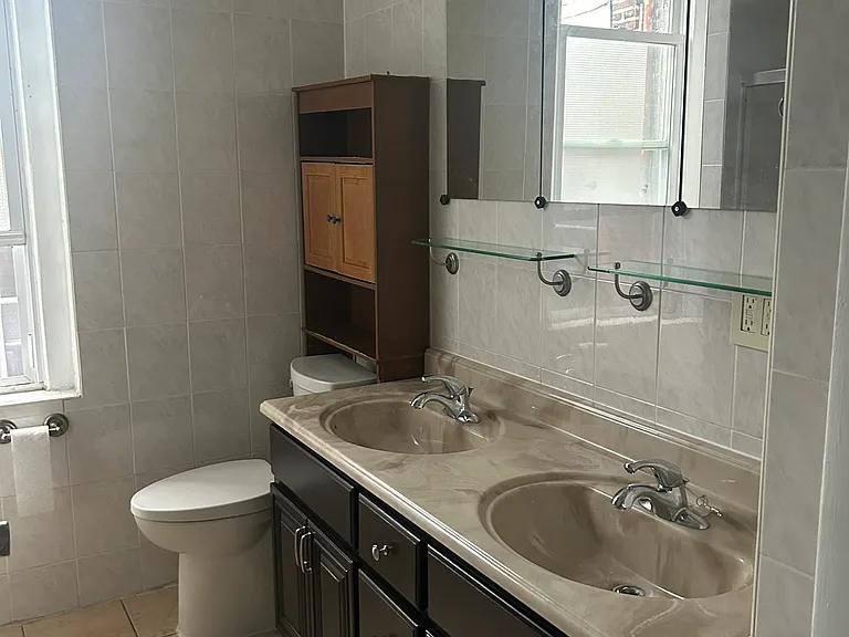 1610 S Broad St #3 — Photo 3