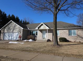 1311 Somerset Blvd, Saint Cloud, MN 56303