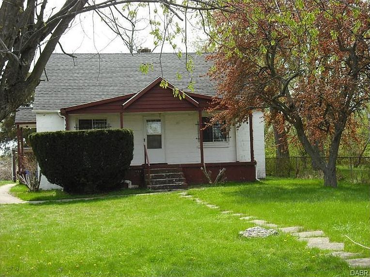 2nd image of 4502 Hoover Ave