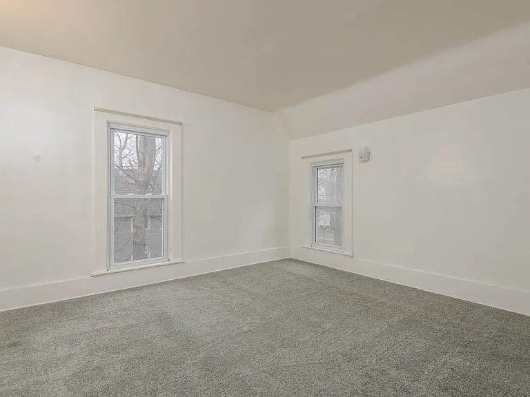 246 Grant St #UP — Photo 4