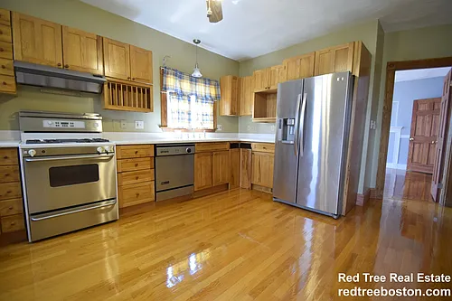 121 Lowell St #121 Photo 1
