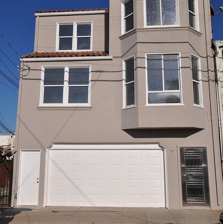 1st image of 560 Easton Ave