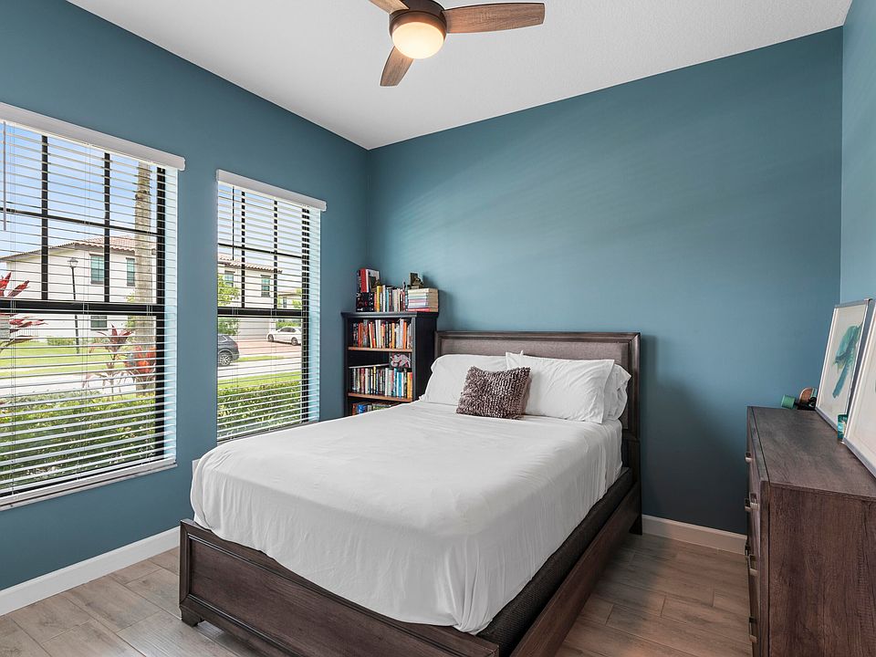 1st image of 1404 Whitcombe Drive