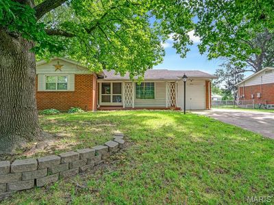 2810 Devonshire Dr, Florissant, MO, 63033