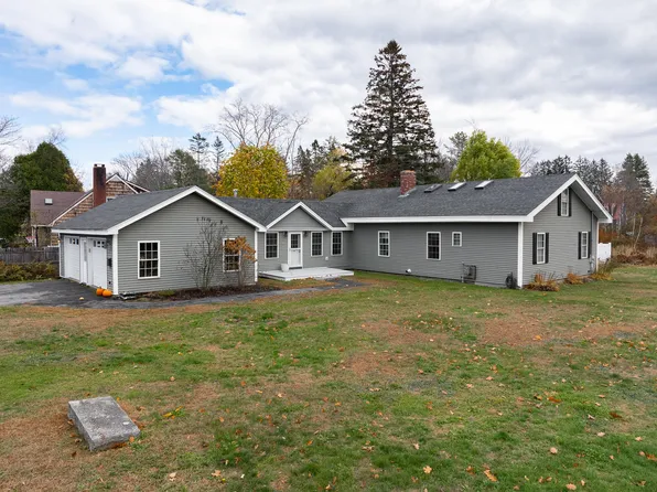 2 Chapel Road, Orono, ME 04473