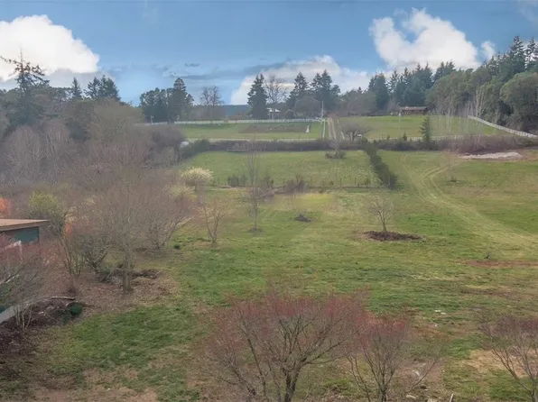 28229 99th Avenue SW, Vashon, WA 98070