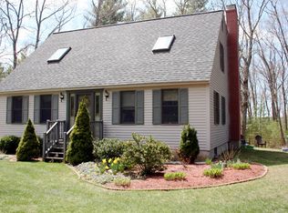 25 Danville Rd, Fremont, NH 03044