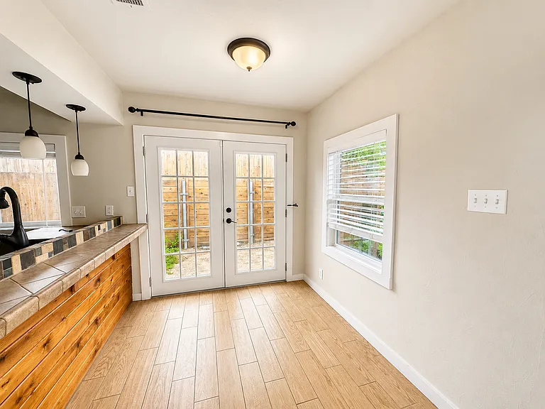 2717 Parker Ln #B — Photo 5