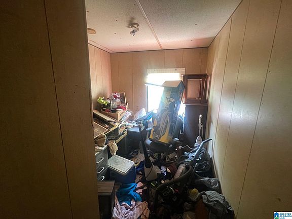 2nd image of 661 Kilgore Rd