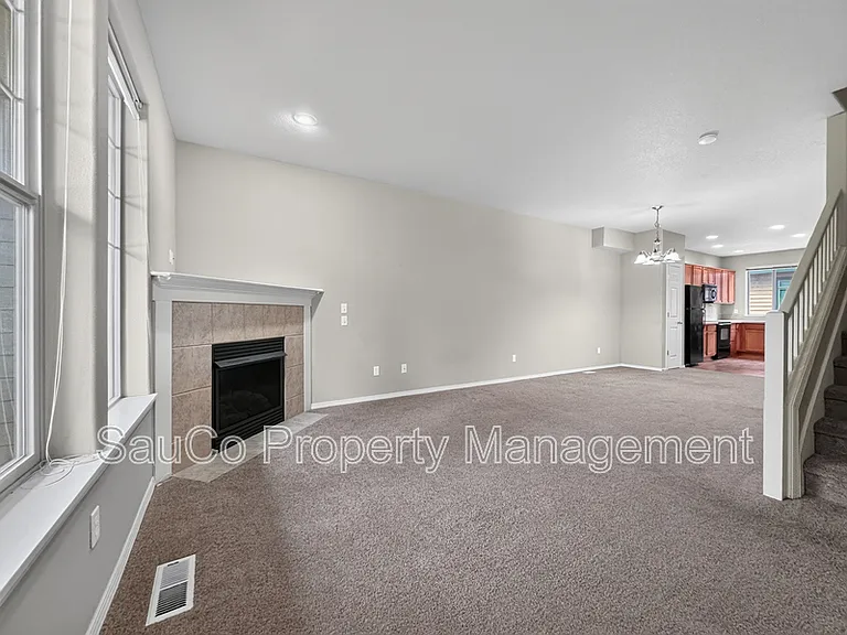 1419 NE Lockheart Ln #1 — Photo 6