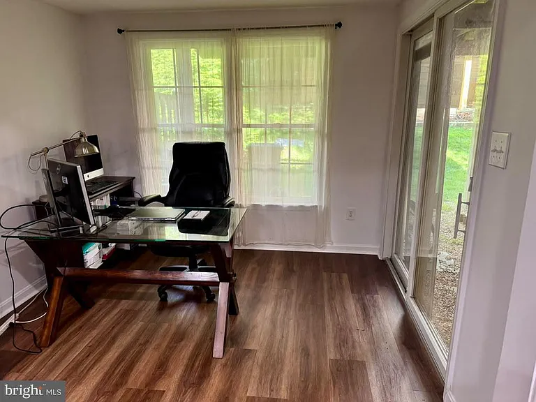 3942 Kathryn Jean Ct — Photo 24