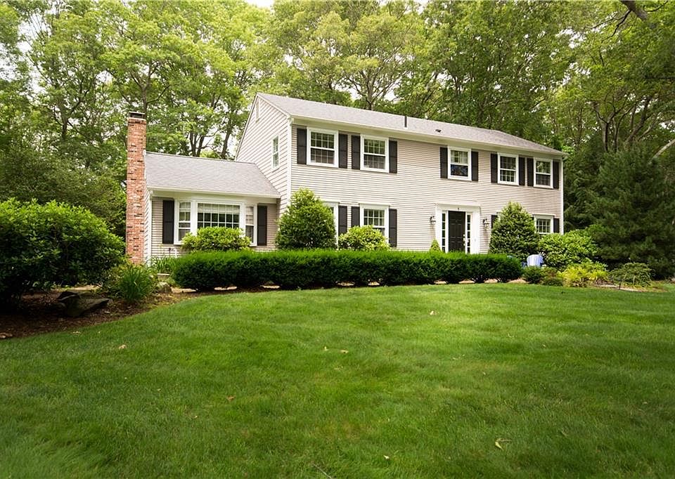 1st image of 5 Limerock Dr