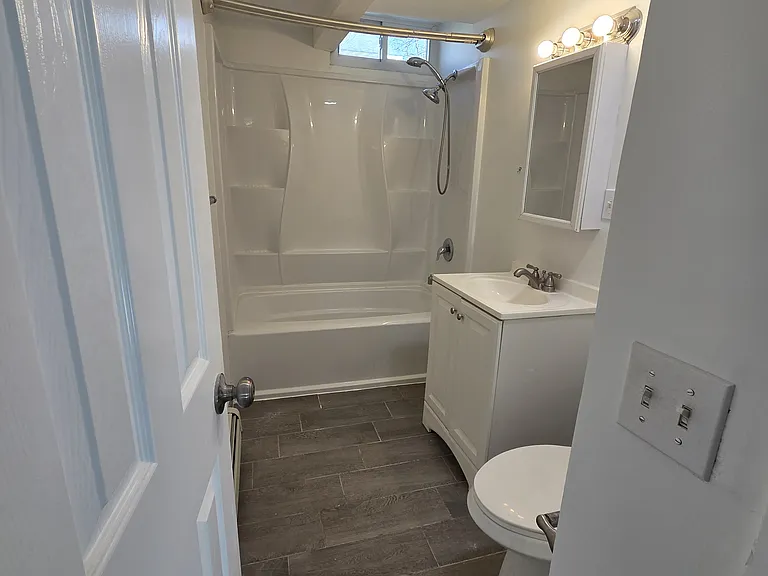 2818 Whitney Ave #1 — Photo 4