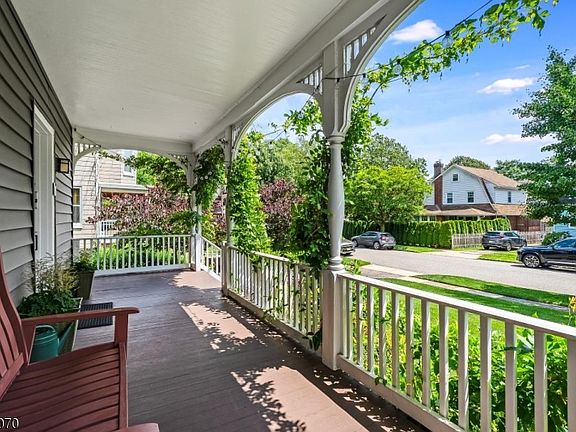 5th image of 18 Gardiner Pl