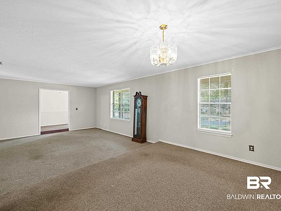 5th image of 2308 Lantern Ln W