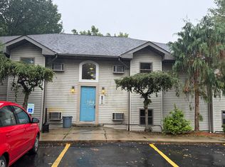 7240 Warren Sharon Rd #8, Brookfield, OH 44403