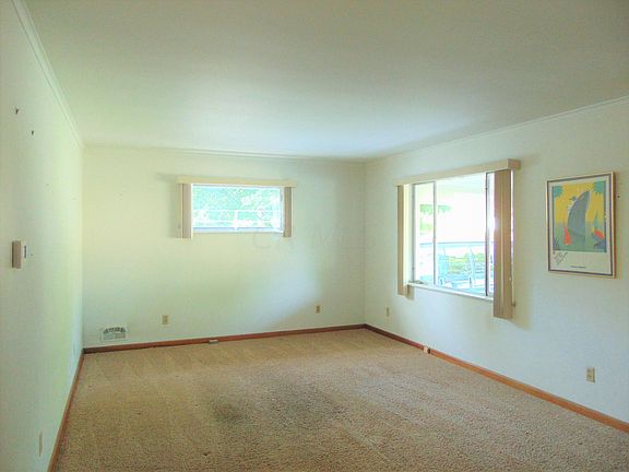 5th image of 4959 Fuller Dr