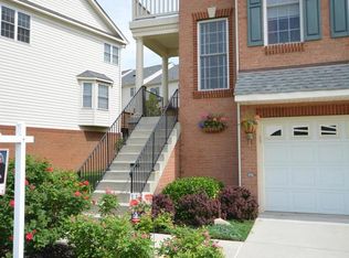 25262 Whippoorwill Ter, Chantilly, VA 20152