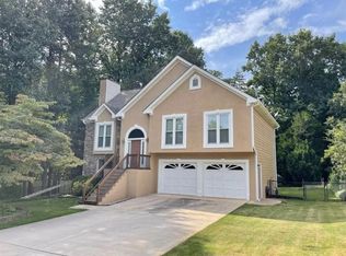 2130 Ivy Ln, Cumming, GA 30041