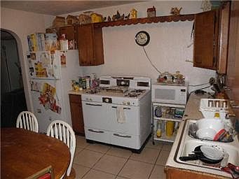 5th image of 2309 N 40th St