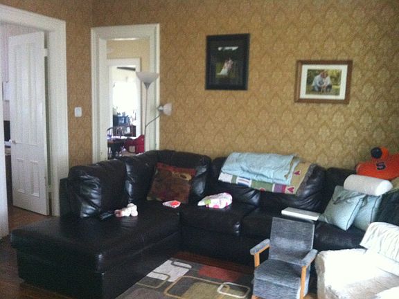 2nd image of 152 Madison St