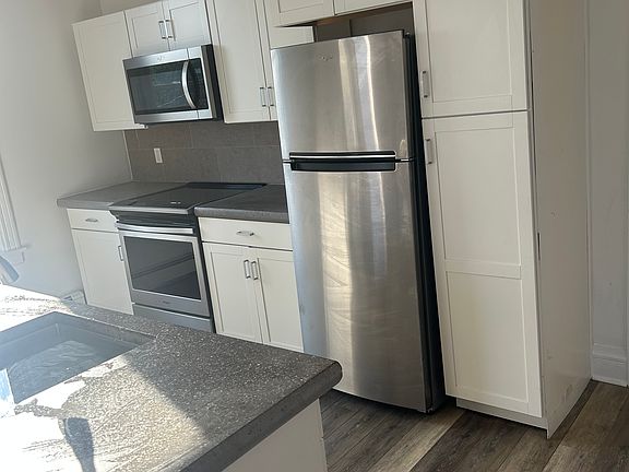 2nd image of 216 Main St